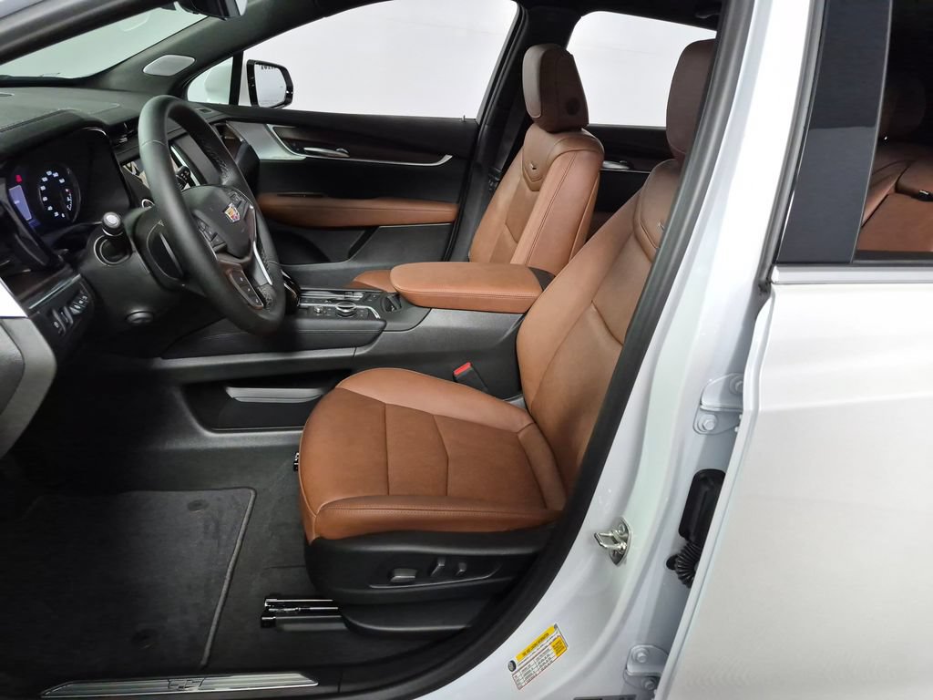 2026 Cadillac XT5 Premium Luxury - Photo 8