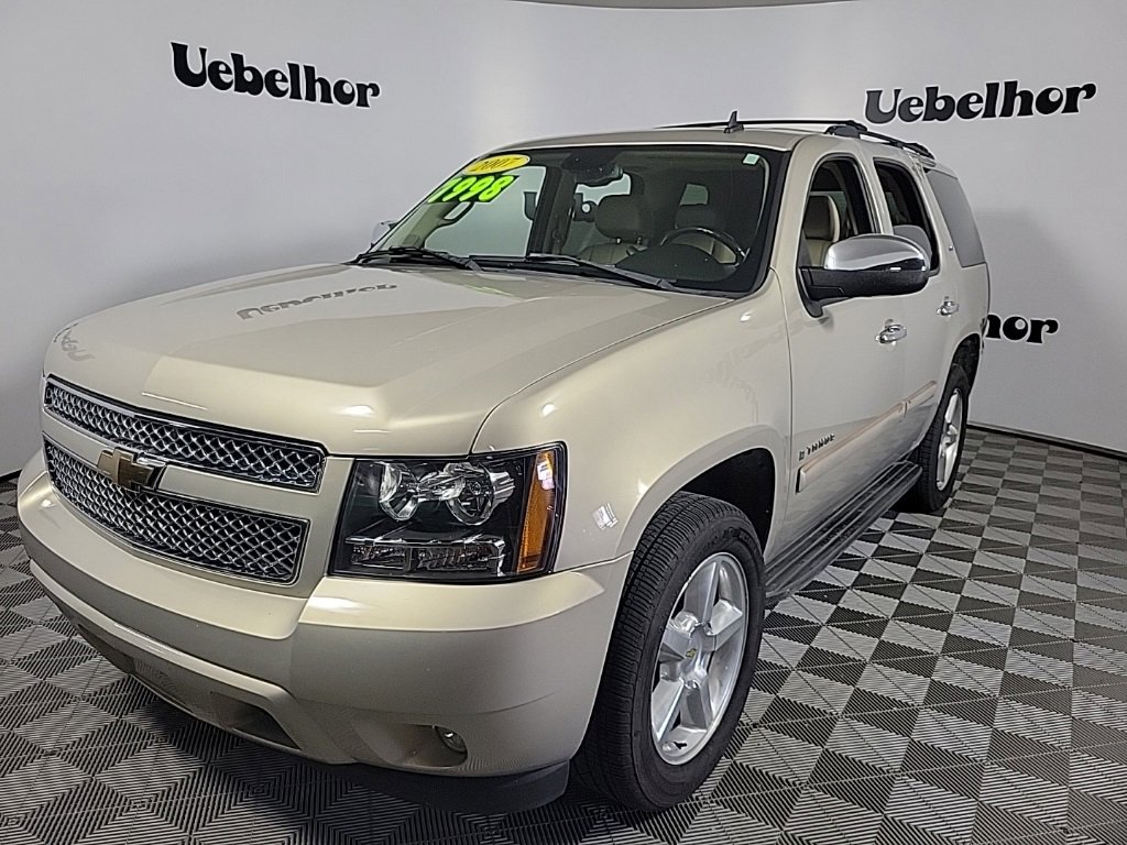 2007 Chevrolet Tahoe LTZ photo 3