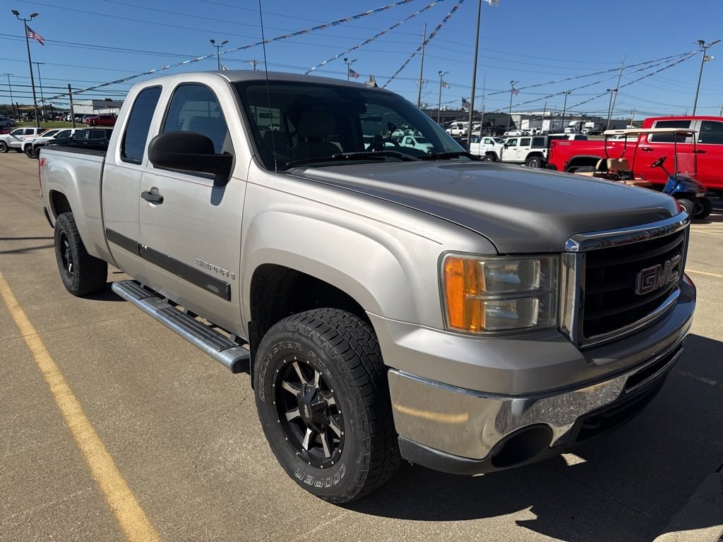 Used 2009 GMC Sierra 1500 SLE Truck