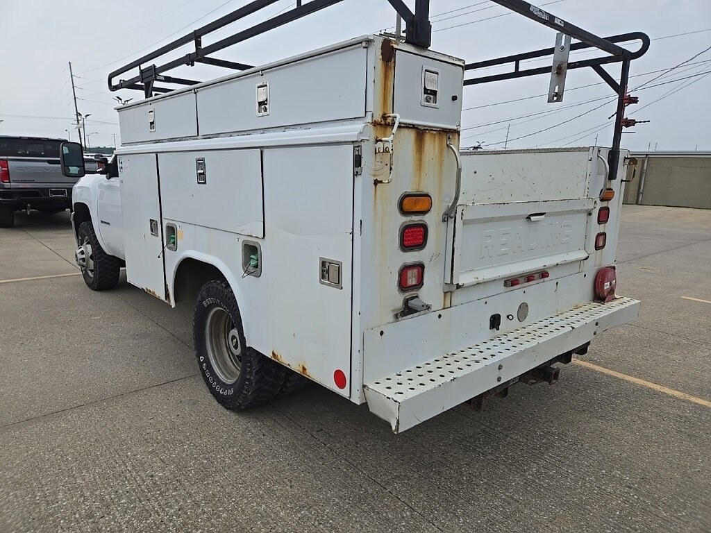 Used 2011 Chevrolet Silverado 3500 HD Chassis Cab WT Chassis Cab Truck