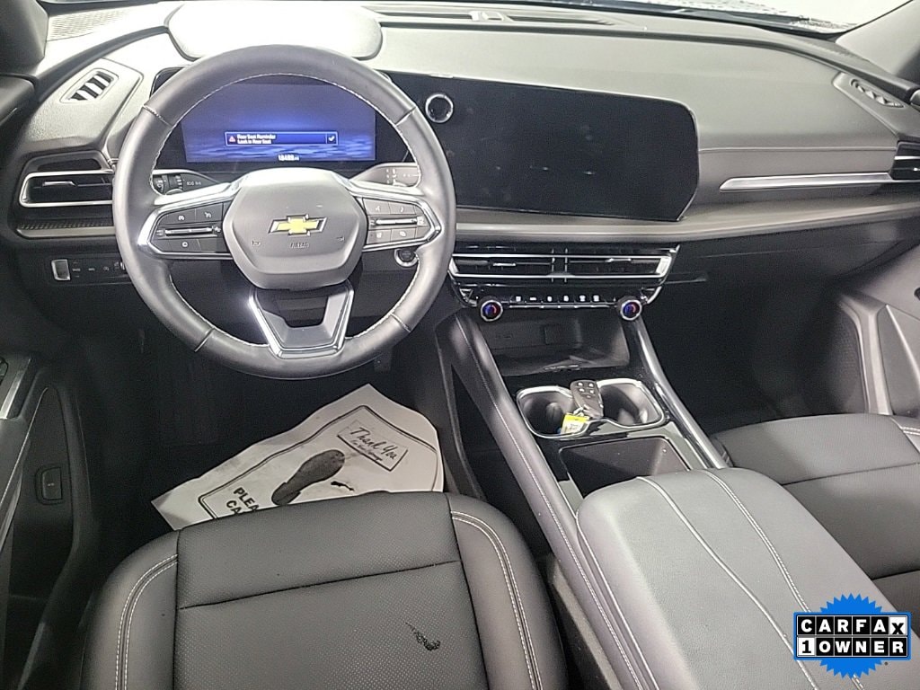 Certified 2025 Chevrolet Traverse LT SUV