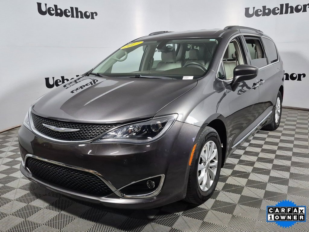 Used 2017 Chrysler Pacifica Touring-L