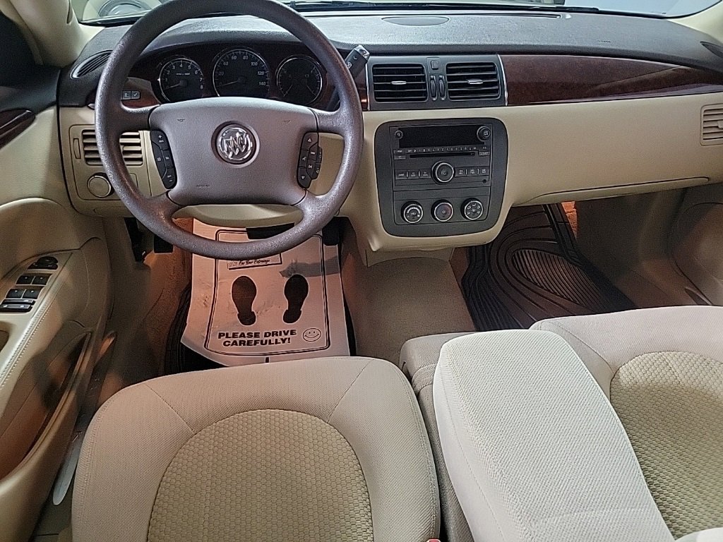 2007 Buick Lucerne CX photo 2