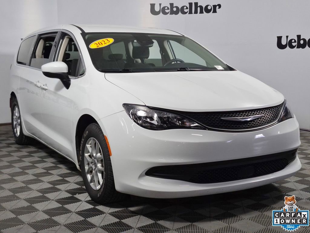 2023 Chrysler Voyager