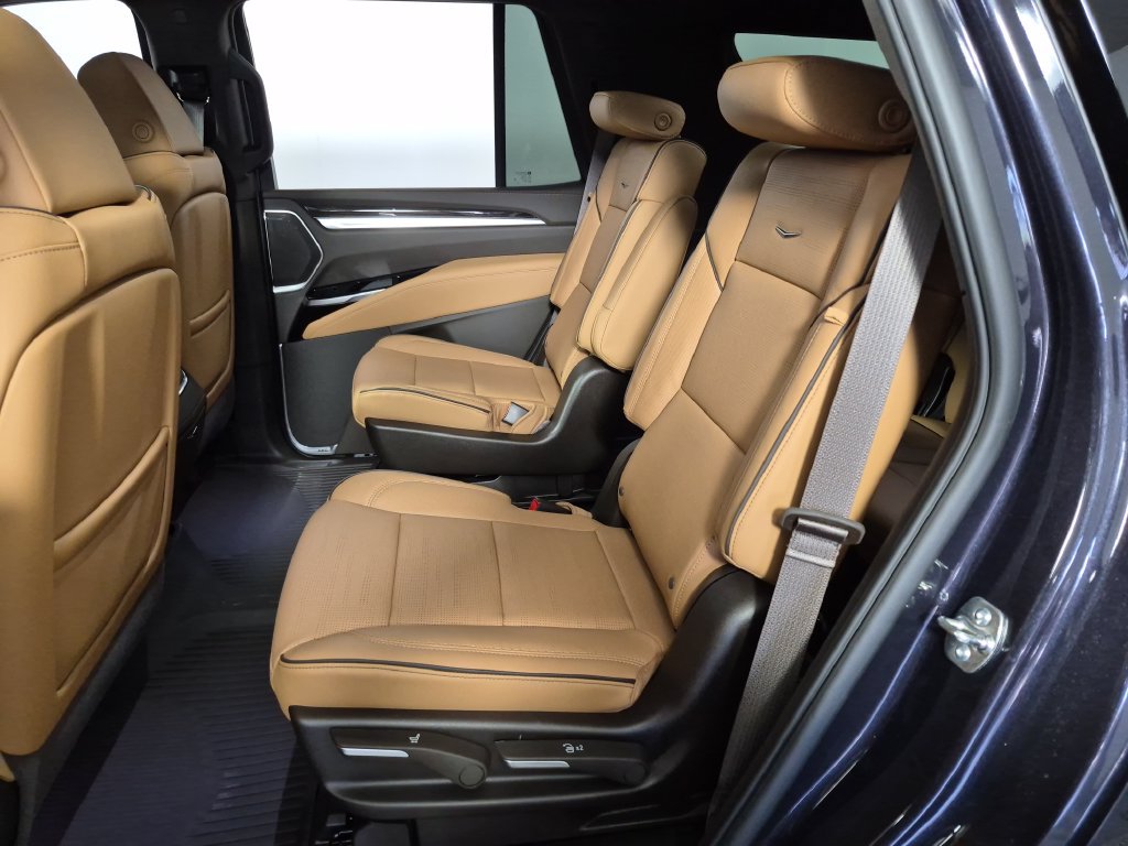 2026 Cadillac Escalade Luxury - Photo 26