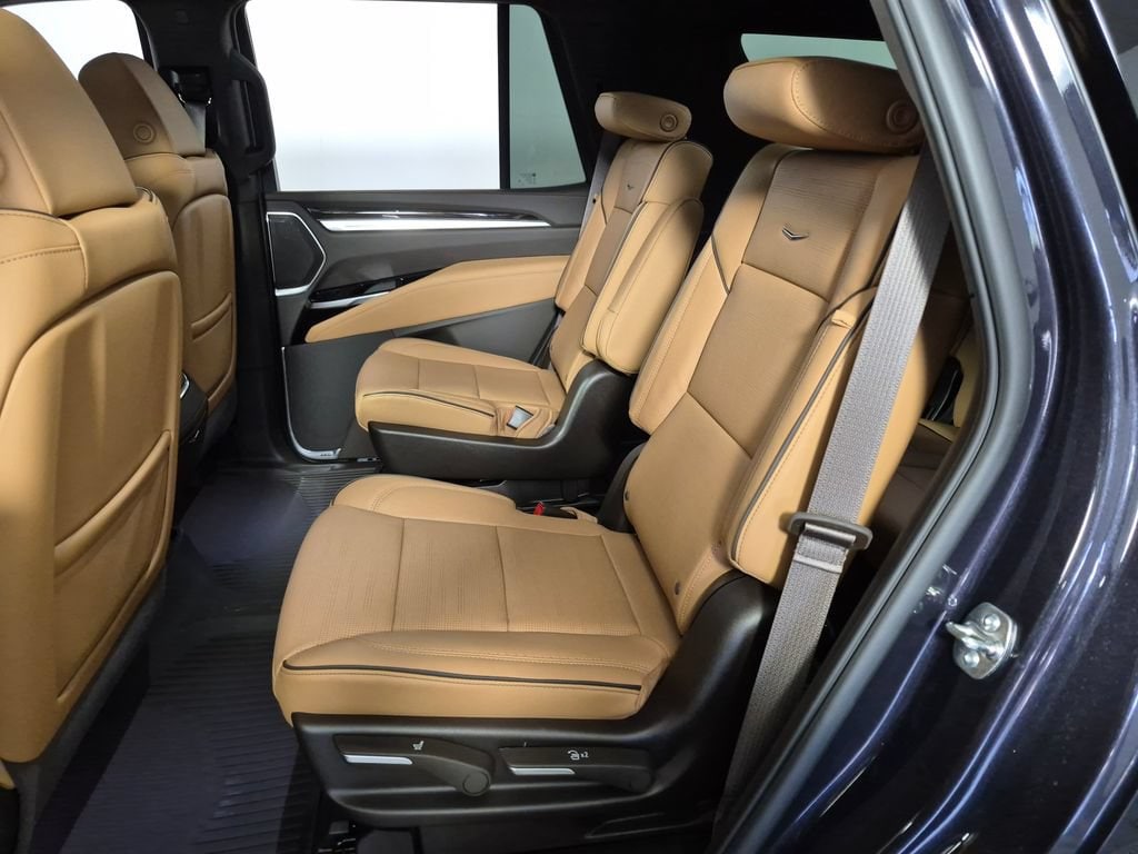 2026 Cadillac Escalade Luxury - Photo 26
