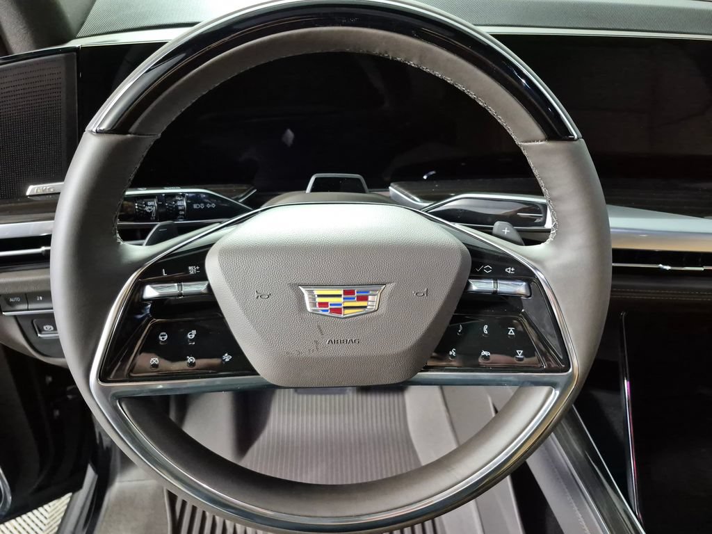 2026 Cadillac Escalade Luxury - Photo 11
