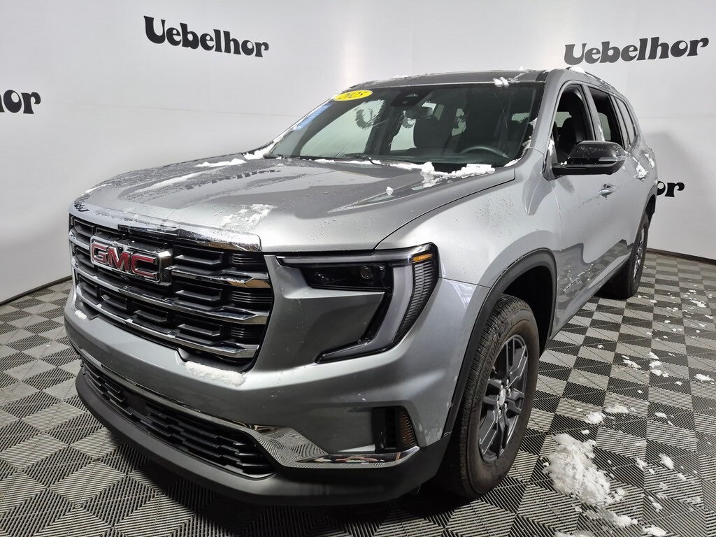 Used 2025 GMC Acadia Elevation SUV