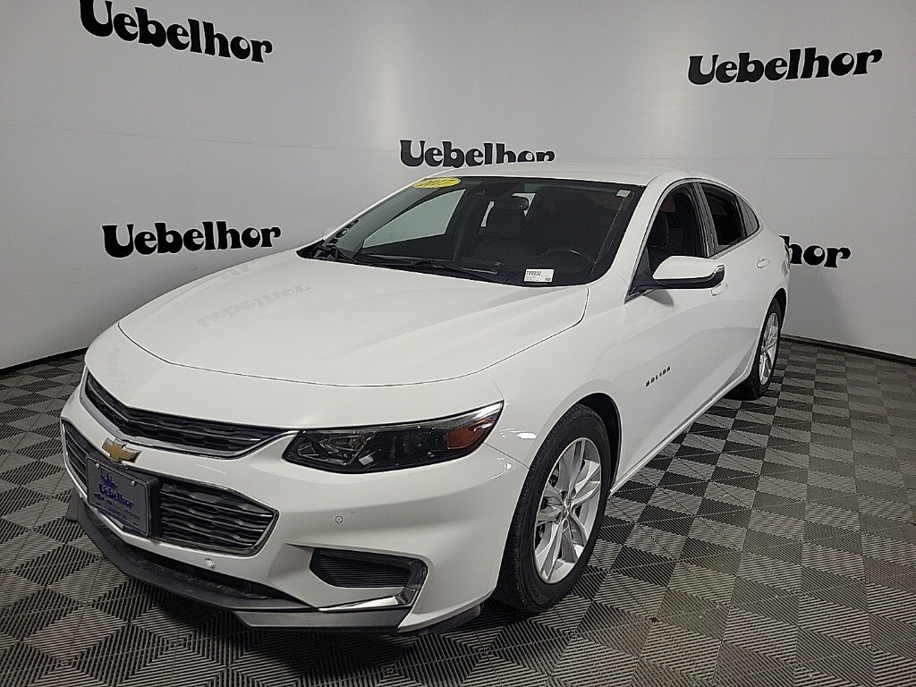Used 2017 Chevrolet Malibu LT w/1LT Sedan