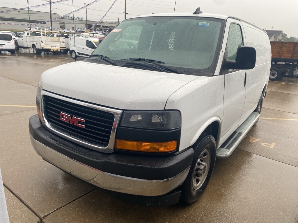 2023 GMC Savana Cargo