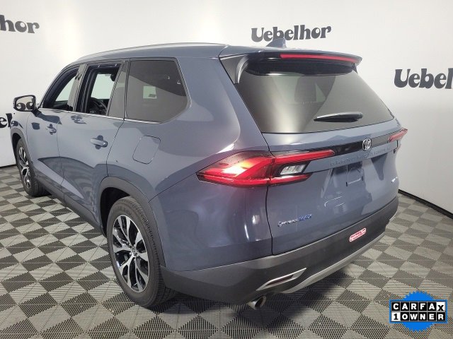 2024 Toyota Highlander Hybrid Limited photo 4