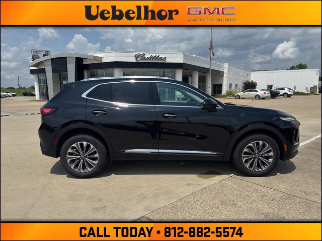 2025 Buick Envision Preferred photo 3