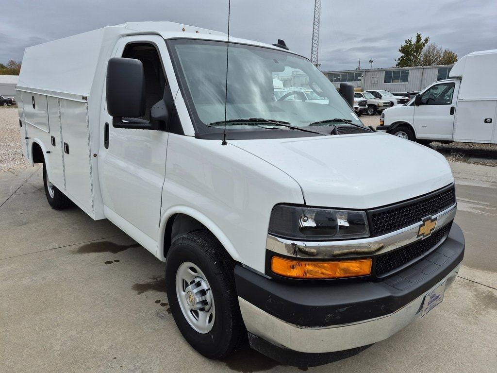 New 2025 Chevrolet Express Cutaway Work Van Truck