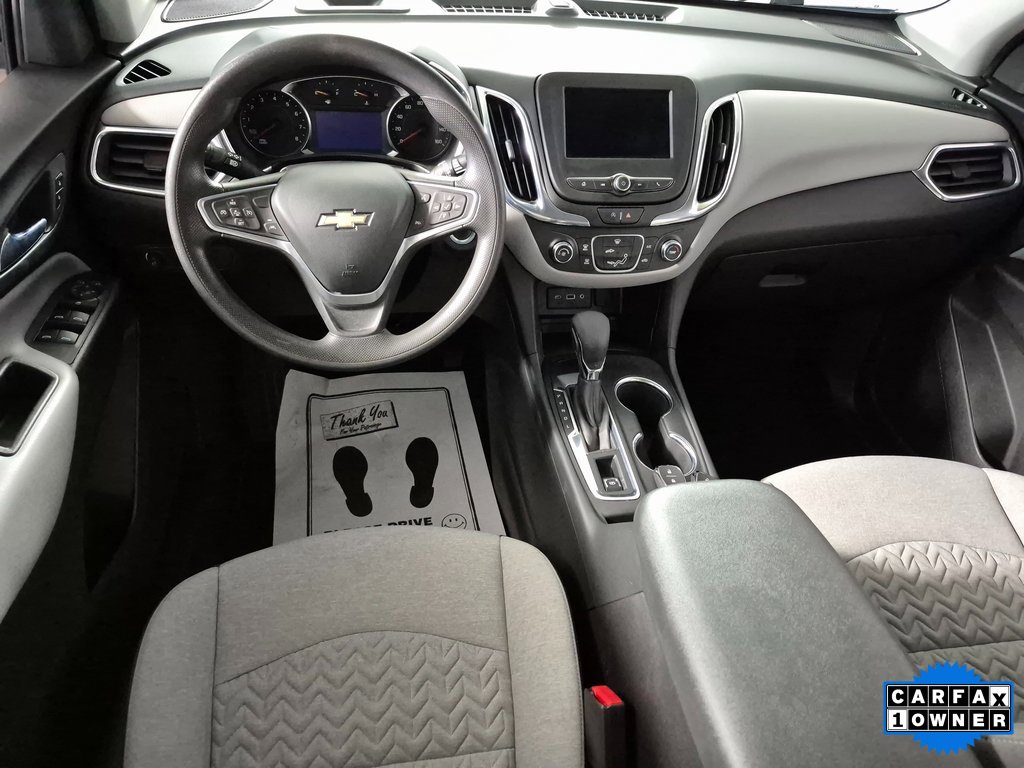 2023 Chevrolet Equinox LT photo 2