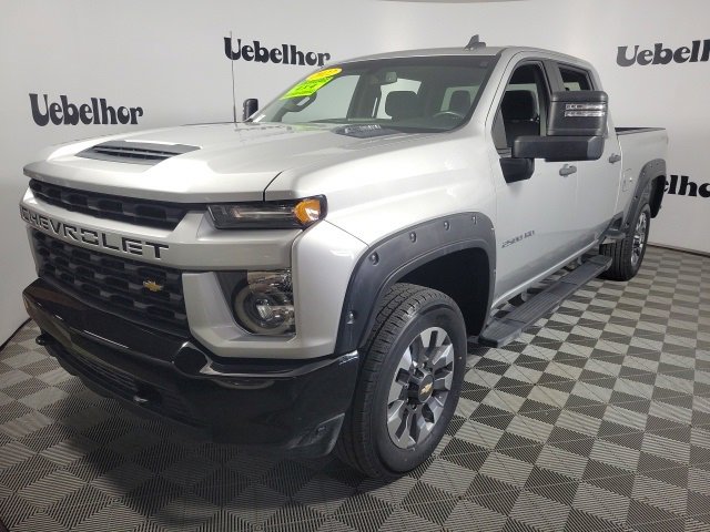 2022 Chevrolet Silverado 2500HD Custom photo 3