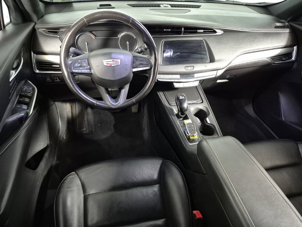 2020 Cadillac XT4 Premium Luxury photo 2