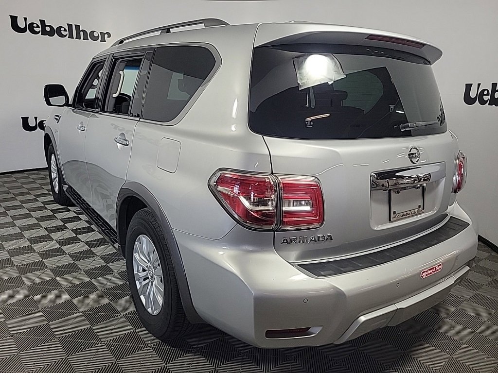 2017 Nissan Armada SV photo 2