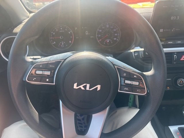 2024 Kia Forte LXS photo 4