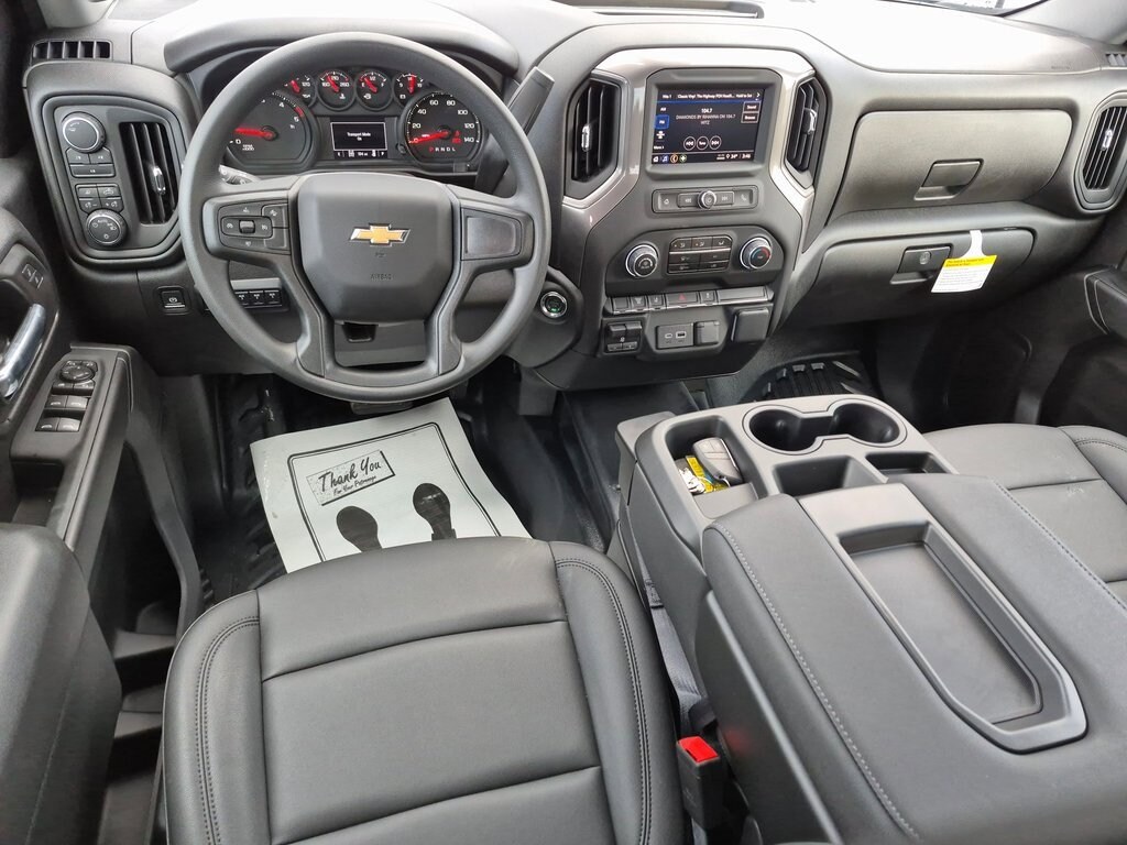 New 2025 Chevrolet Silverado 3500 HD Chassis Work Truck Truck Crew Cab