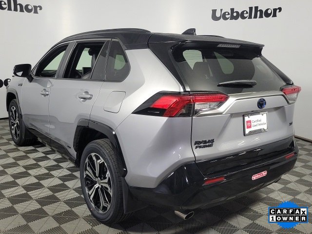 2022 Toyota RAV4 Prime XSE photo 2