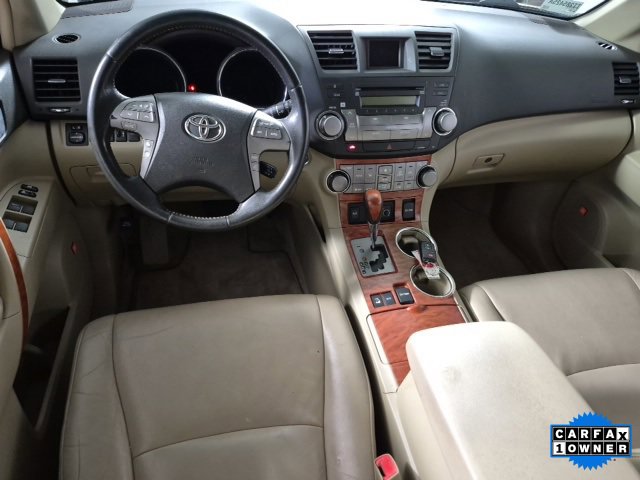 2010 Toyota Highlander Limited photo 2