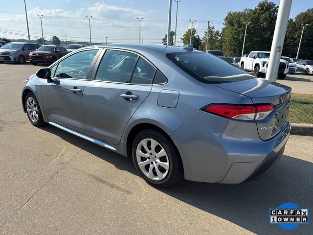 2023 Toyota Corolla LE photo 4