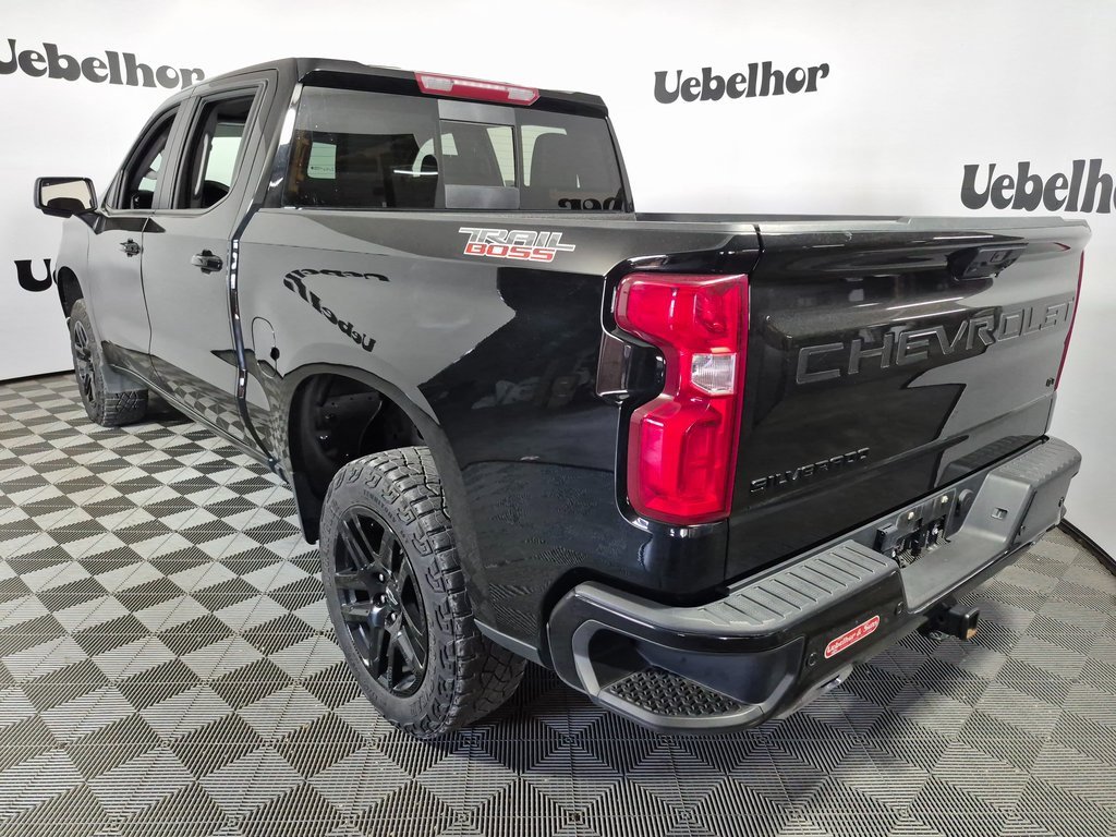 2023 Chevrolet Silverado 1500 LT Trail Boss photo 2