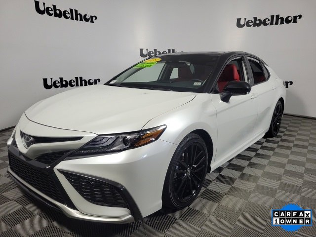 2023 Toyota Camry XSE V6 photo 3