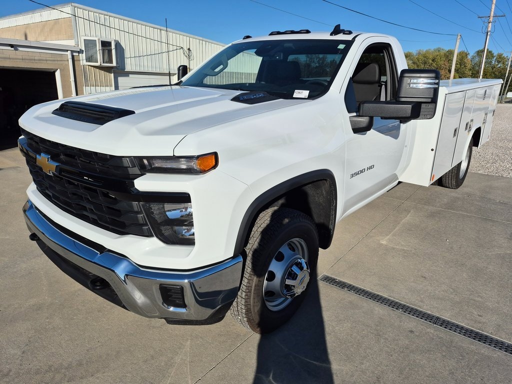 New 2025 Chevrolet Silverado 3500 HD Chassis Work Truck Truck Regular Cab