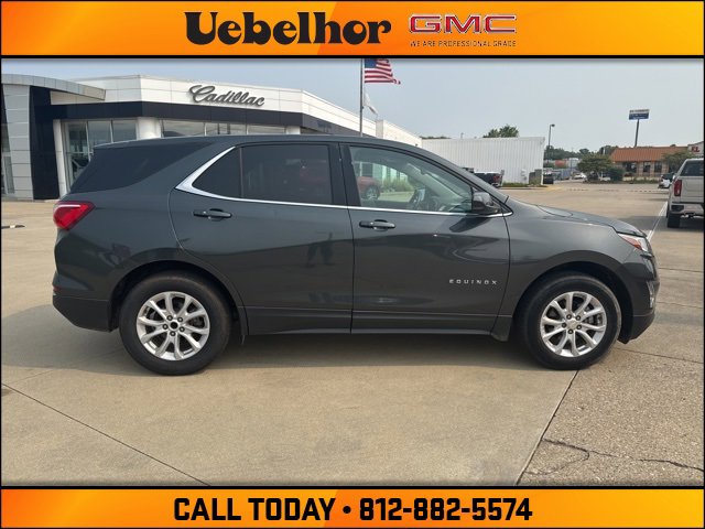 2018 Chevrolet Equinox LT photo 3