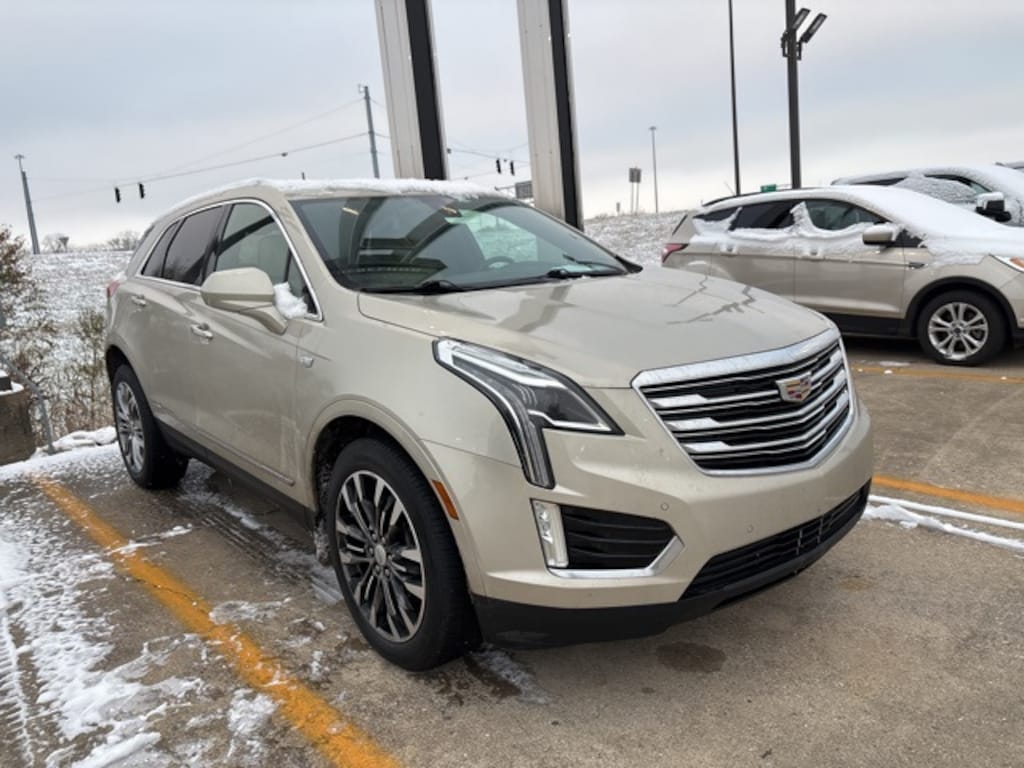Used 2017 CADILLAC XT5 Premium Luxury SUV