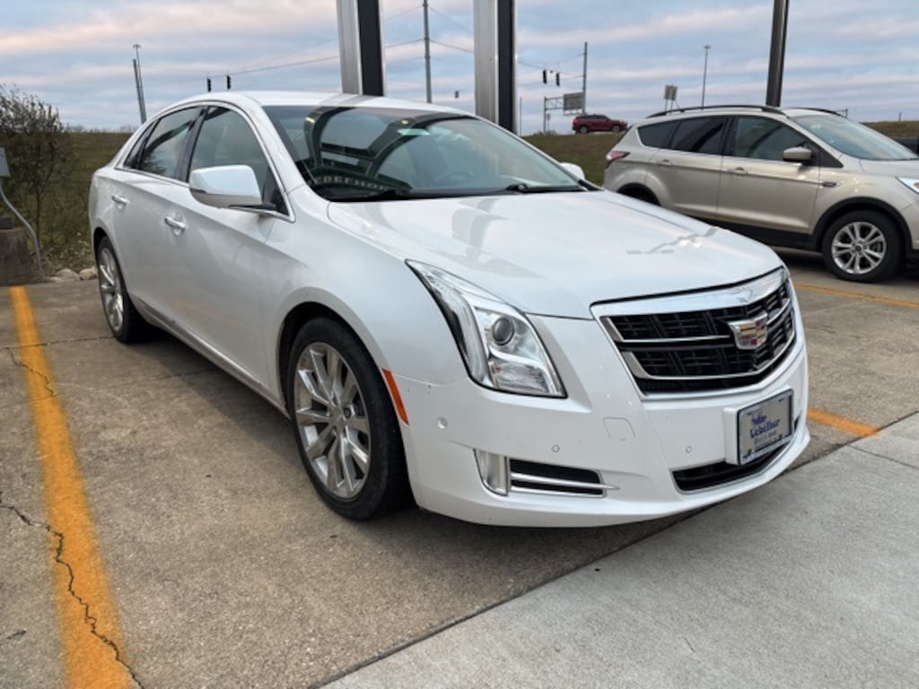 Used 2016 CADILLAC XTS Luxury Collection Sedan