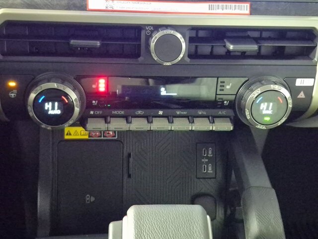 2026 Toyota Tacoma Limited - Photo 19