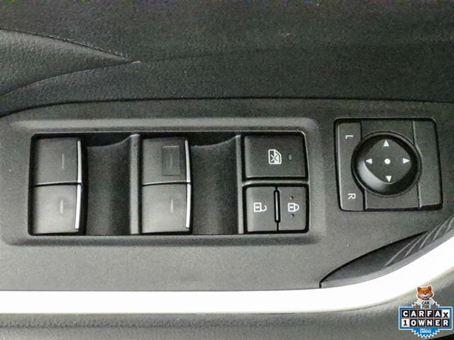 2024 Toyota RAV4 XLE - Photo 16