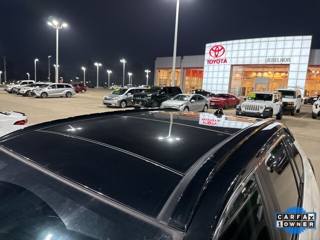 2021 Toyota RAV4 Hybrid XSE photo 3