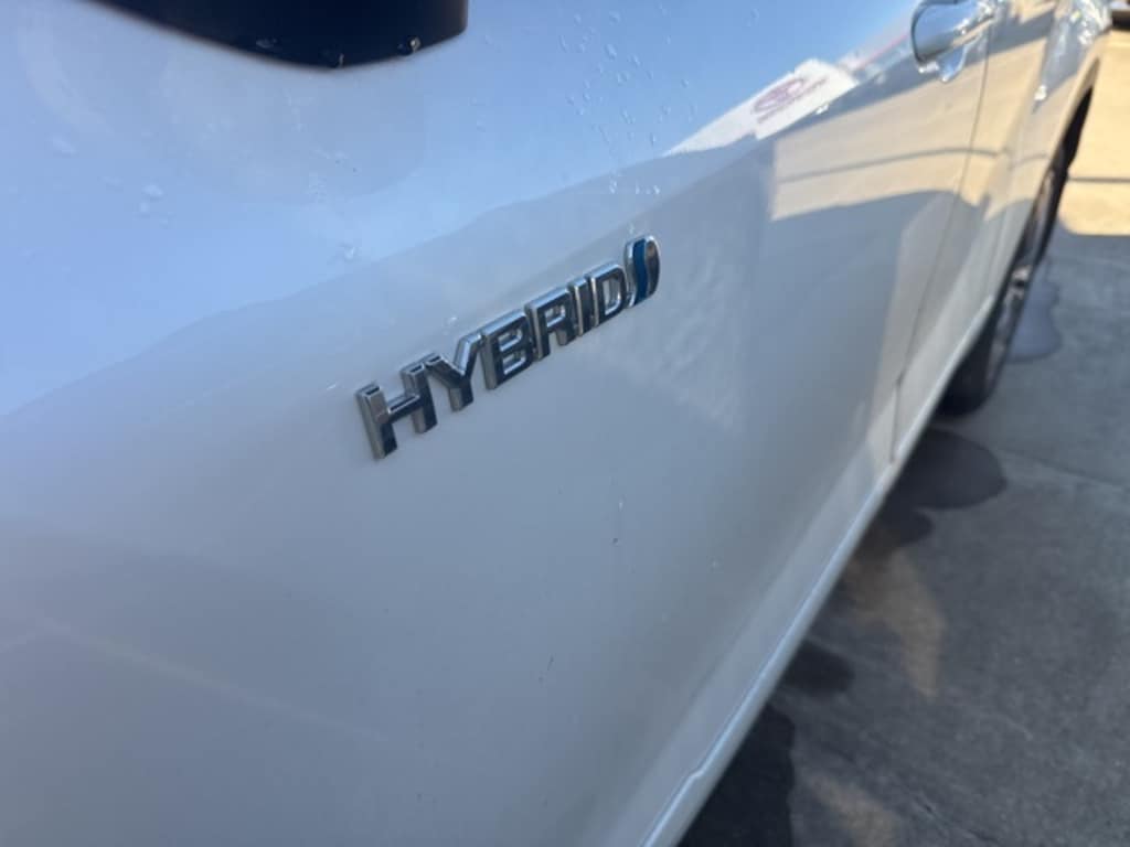 Certified 2021 Toyota Highlander Hybrid Platinum SUV