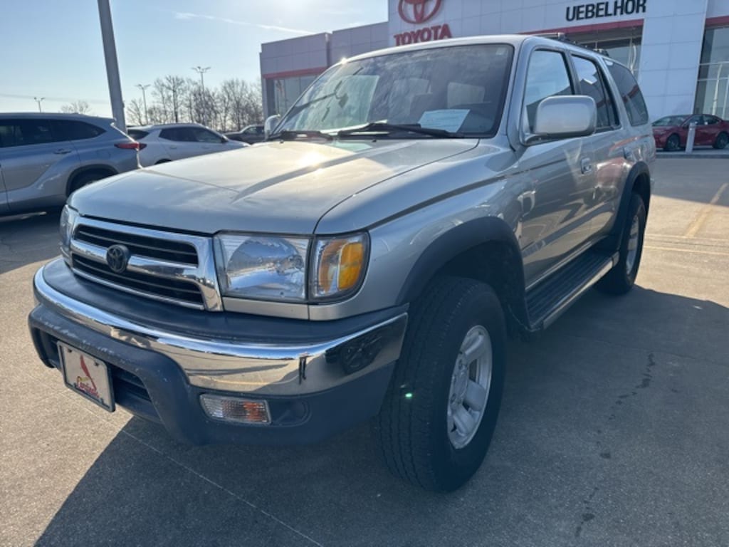 Used 1999 Toyota 4Runner SR5 SUV