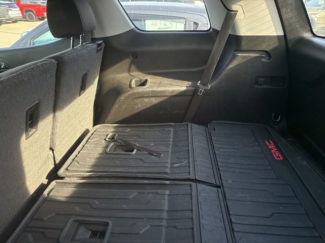 2020 GMC Acadia SLE - Photo 6