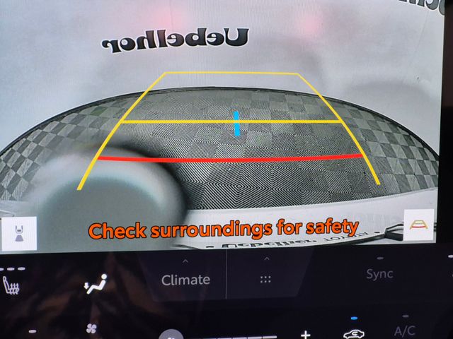 2026 Toyota bZ XLE - Photo 19