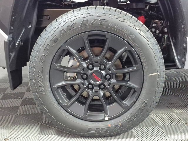 2026 Toyota Tundra Limited - Photo 27