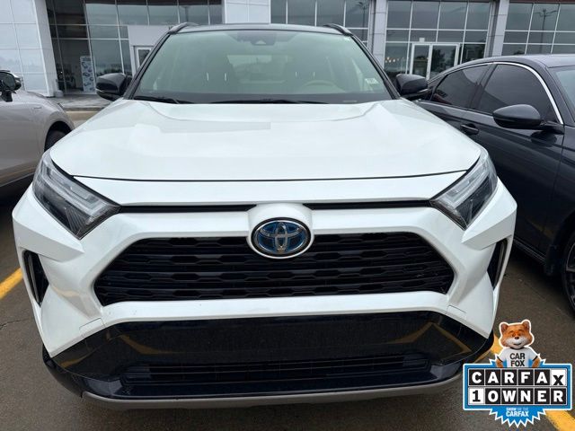 2022 Toyota RAV4 XSE - Photo 13