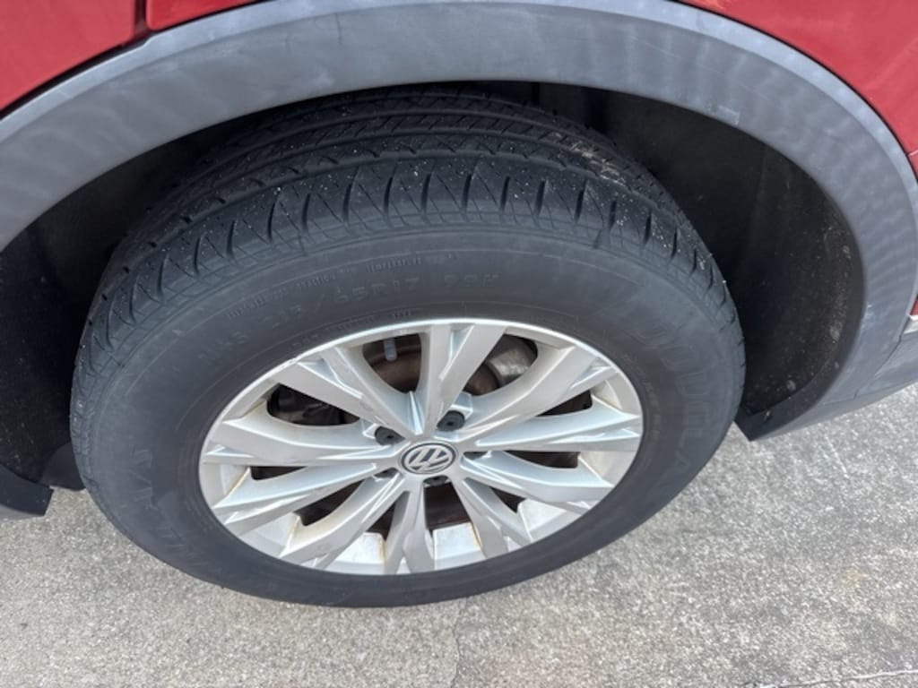 Used 2018 Volkswagen Tiguan 2.0T SE SUV