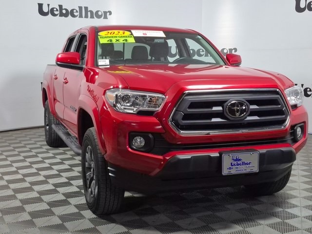 2023 Toyota Tacoma SR5's photo