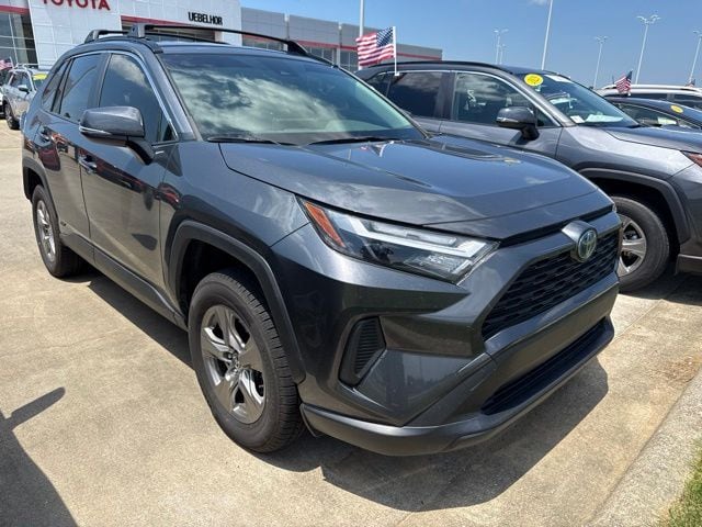 2023 Toyota RAV4 LE - Photo 11