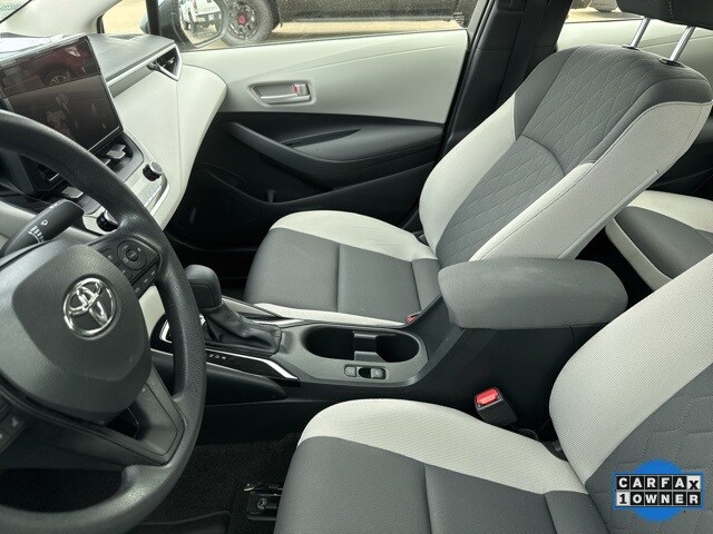 2024 Toyota Corolla Hybrid LE photo 3