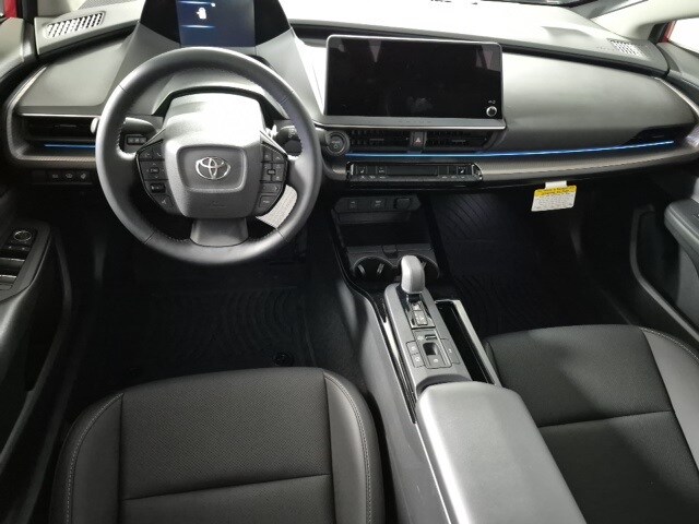 2025 Toyota Prius XLE photo 2