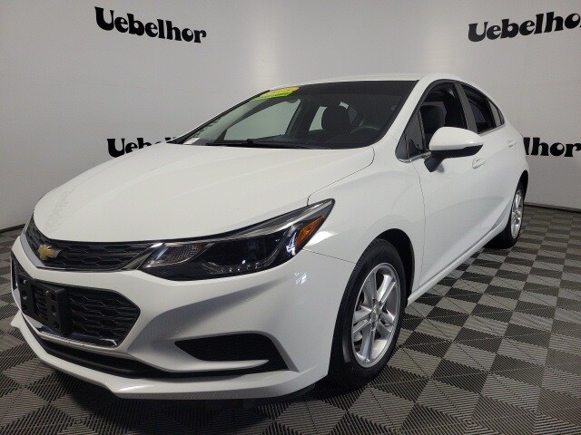 2018 Chevrolet Cruze LT photo 3