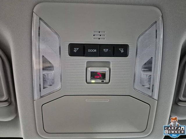 2024 Toyota RAV4 XLE - Photo 23