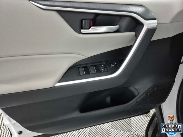 2024 Toyota RAV4 XLE - Photo 15