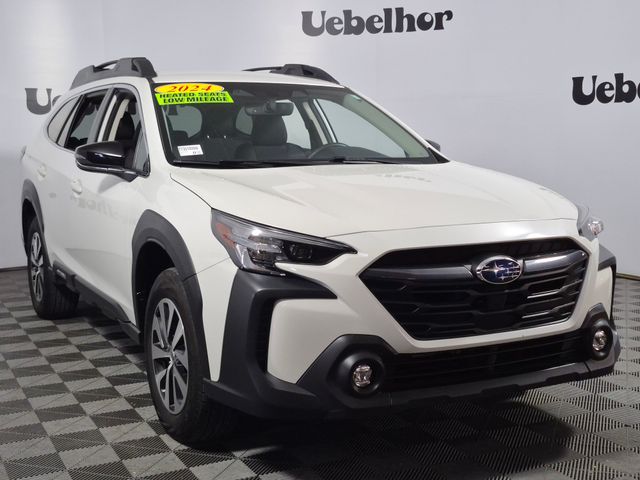 2024 Subaru Outback Premium's photo
